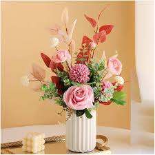 Bouquets Artificielles : Élégance et Durabilité pour Votre Décoration