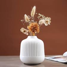 Vase en céramique minimaliste pour une touche fraîche et élégante