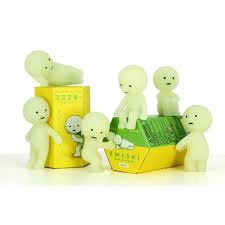 Figurine Smiski Phosphorescent : La Magie dans l'Obscurité