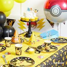 Serviettes Officielles Multicolores pour une Décoration d'Anniversaire Pokémon