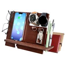 Organisateur Original pour Téléphone et Montre - Le Cadeau Idéal pour les Hommes